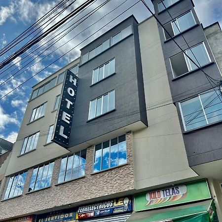 Hotel Marialu Ocaña Екстериор снимка