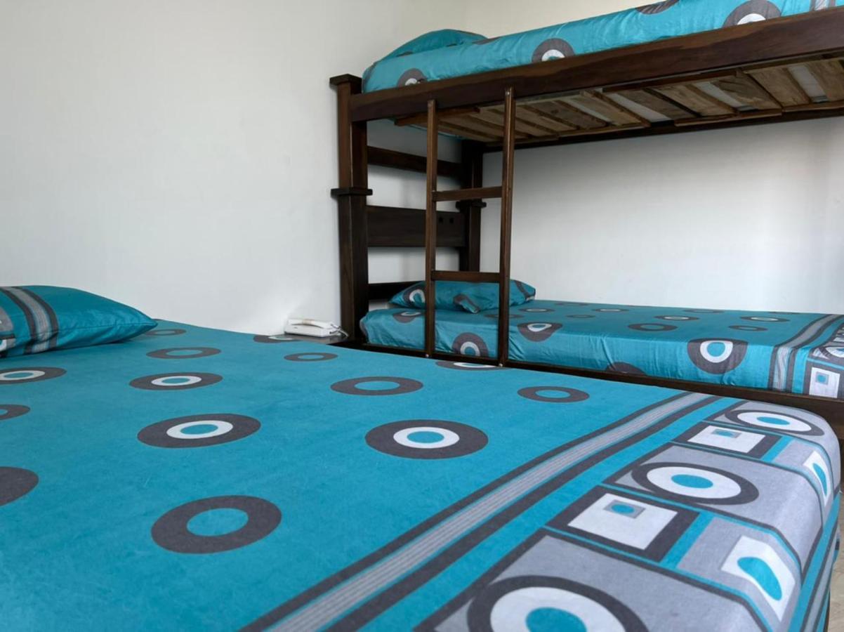 Hotel Marialu Ocaña Екстериор снимка