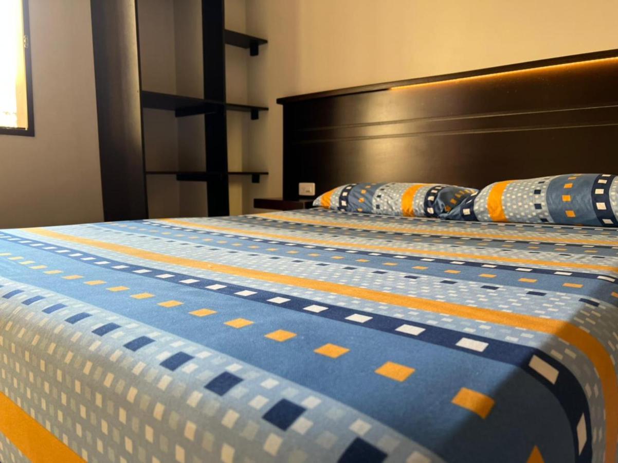 Hotel Marialu Ocaña Екстериор снимка