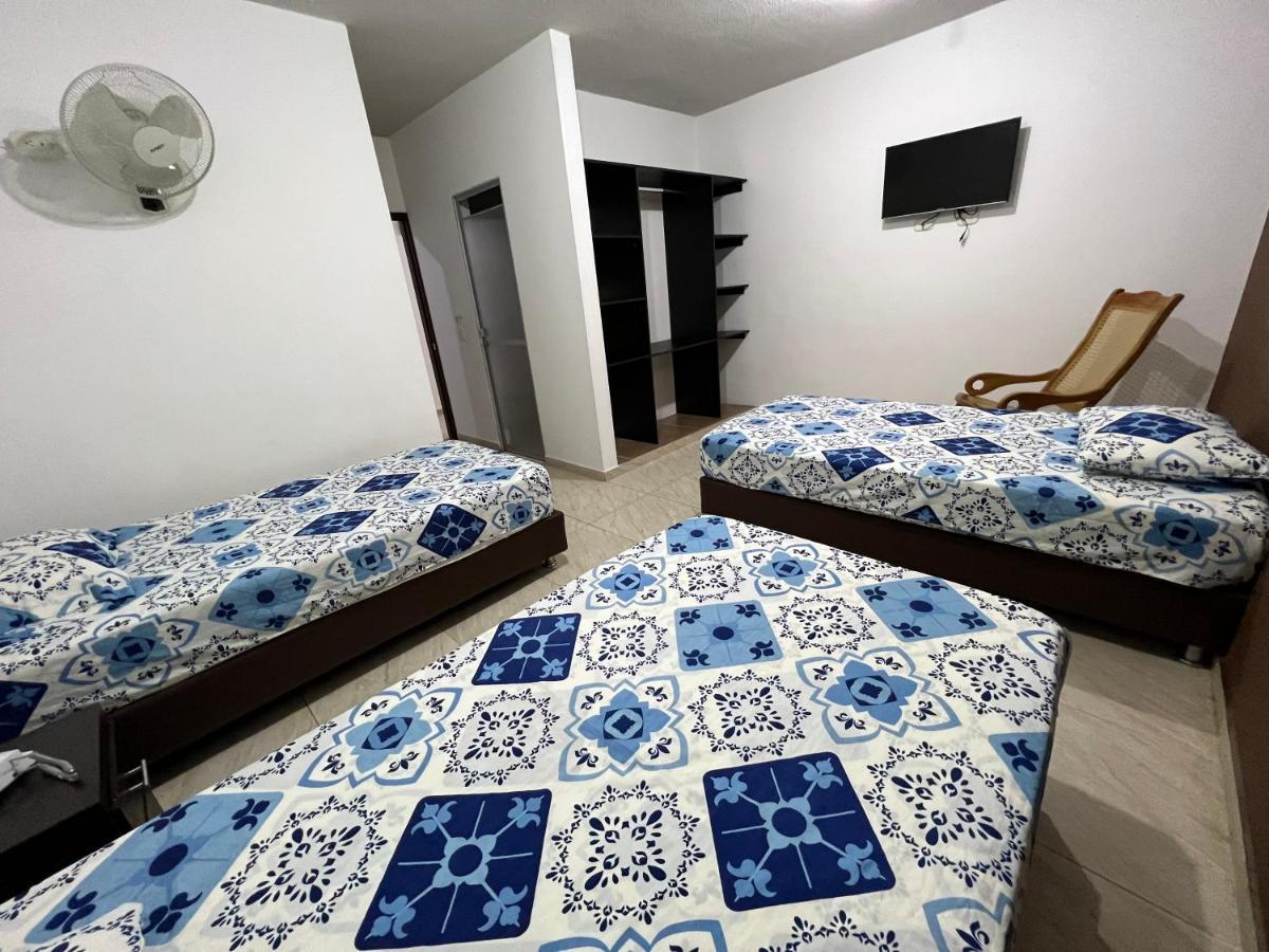 Hotel Marialu Ocaña Екстериор снимка