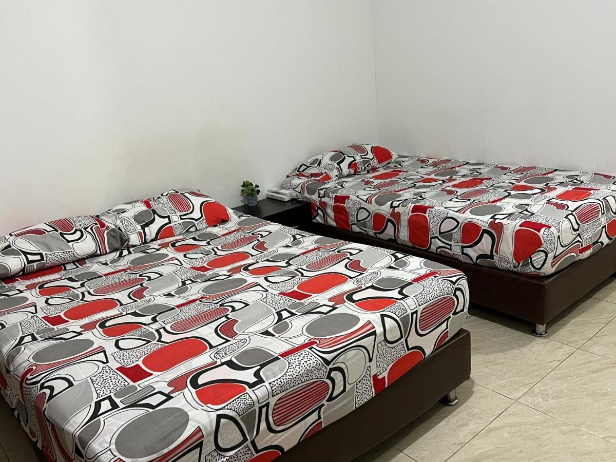 Hotel Marialu Ocaña Екстериор снимка