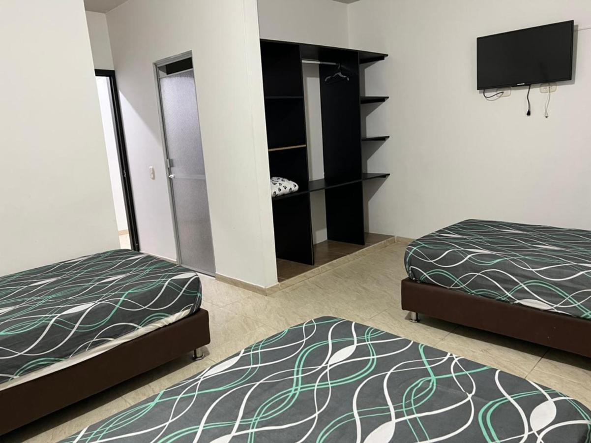 Hotel Marialu Ocaña Екстериор снимка