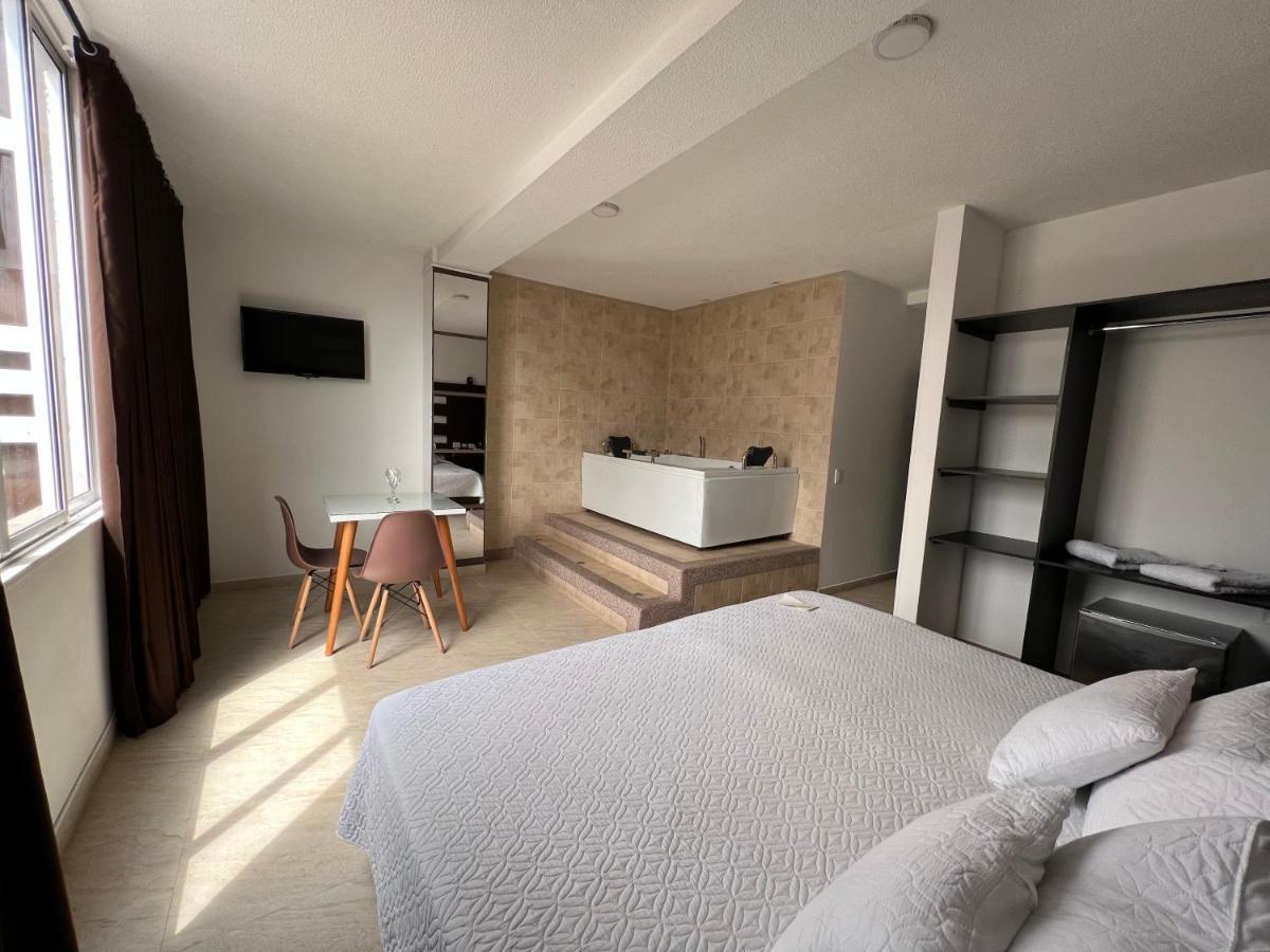 Hotel Marialu Ocaña Екстериор снимка