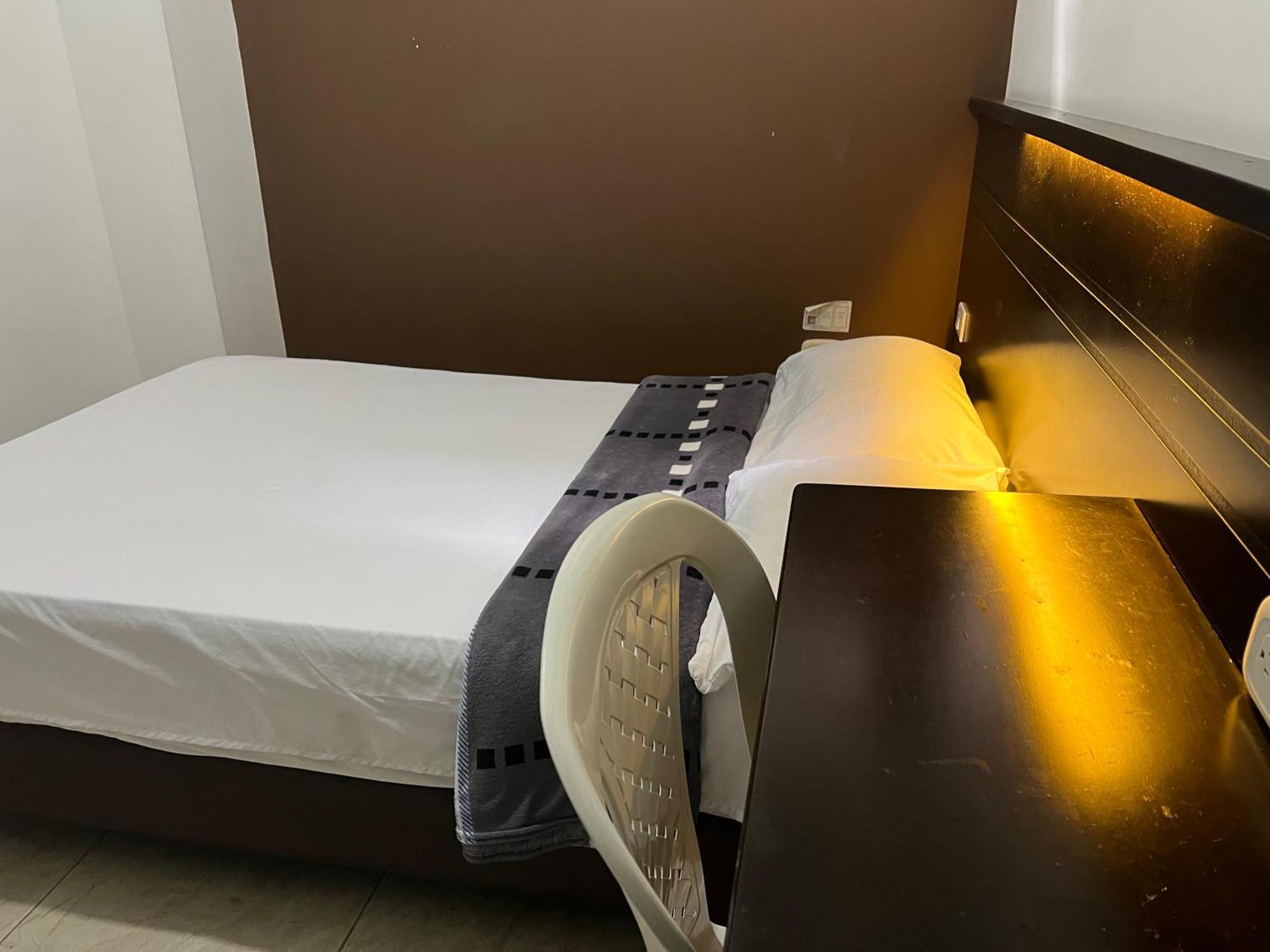 Hotel Marialu Ocaña Екстериор снимка