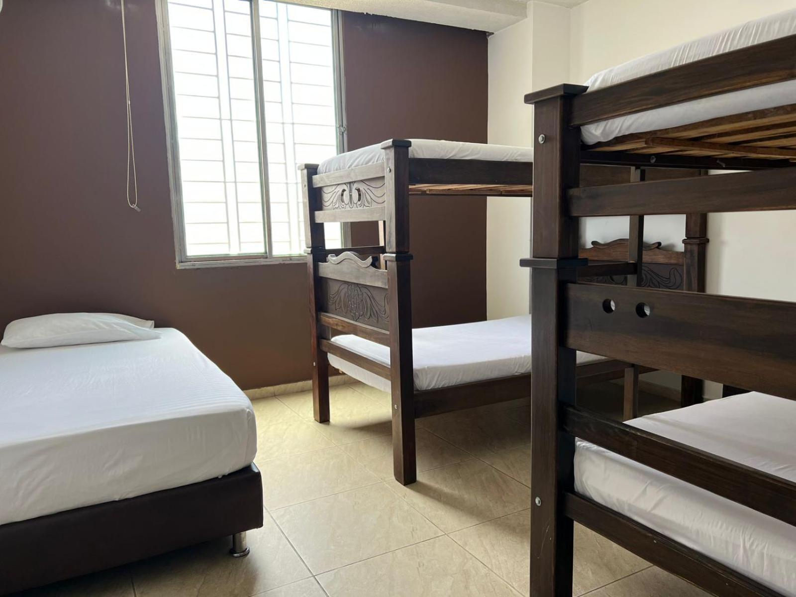 Hotel Marialu Ocaña Екстериор снимка